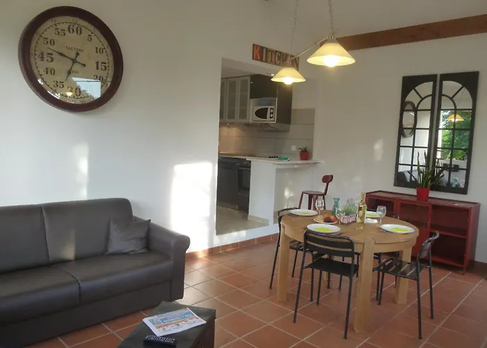 Mas Picton Chambres D'Hotes Piscine Jardin 10 Min A Pied De La Mer